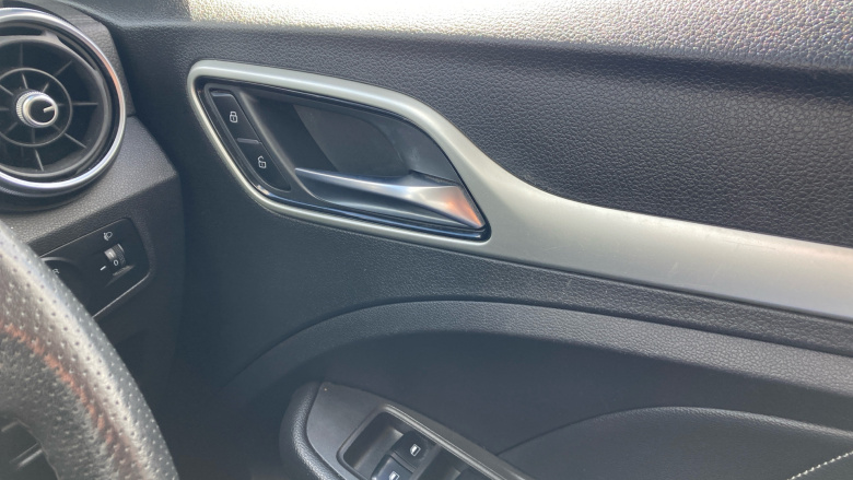 Nac MG Zs 1.5 VTi-TECH Exclusive 5dr Petrol Hatchback
